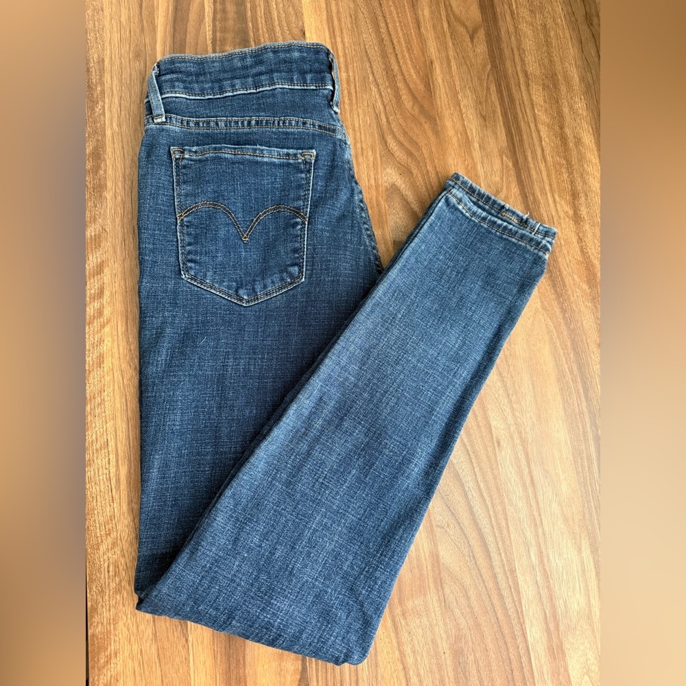 Levi's Dark Blue Ripped Skinny Jeans